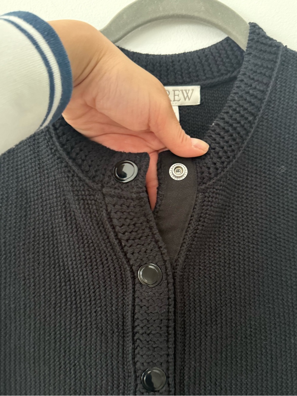 NWOT J.Crew Cropped Black Knit Button-Front Sweater Shell - Picture 4 of 8
